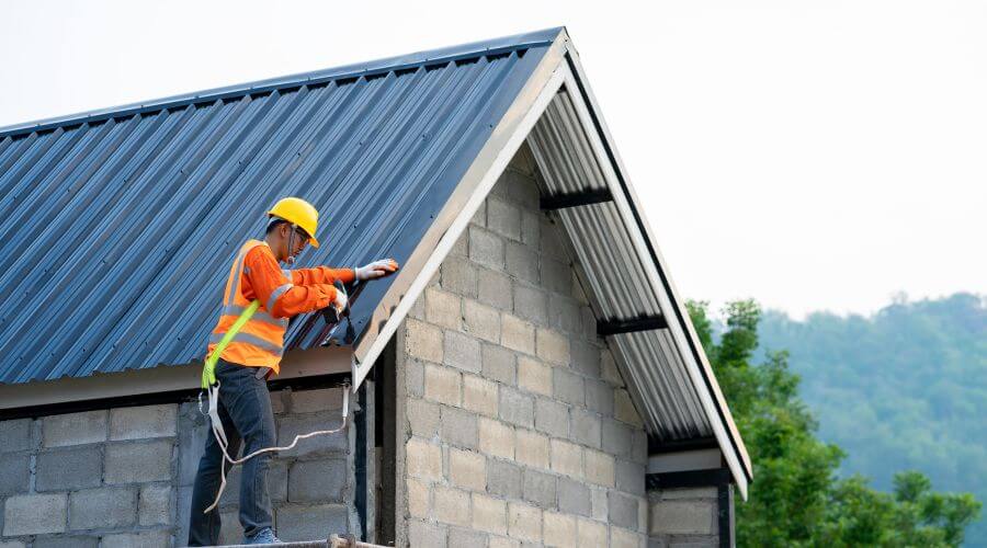 Professional residential roofers in Dryden, MI